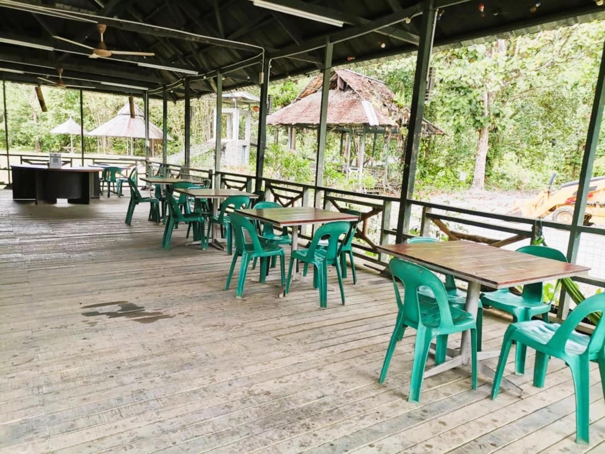 Oyo Home 90491 Flinstone Lodge Kota Kinabalu Exteriör bild